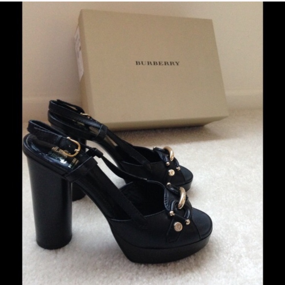 Black Burberry Pumps